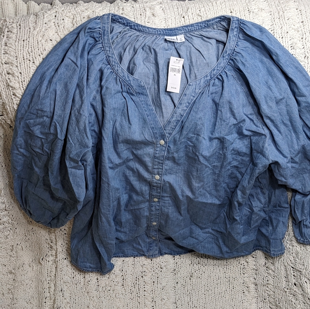 NWT GAP XL 3/4 Sleeve Button Down Blouse, Blue